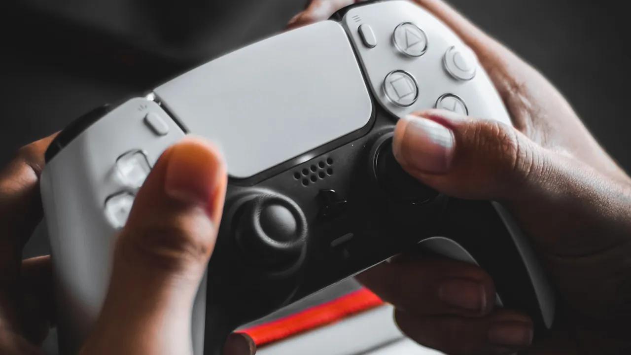 حس واقعی دسته پلی استیشن 5